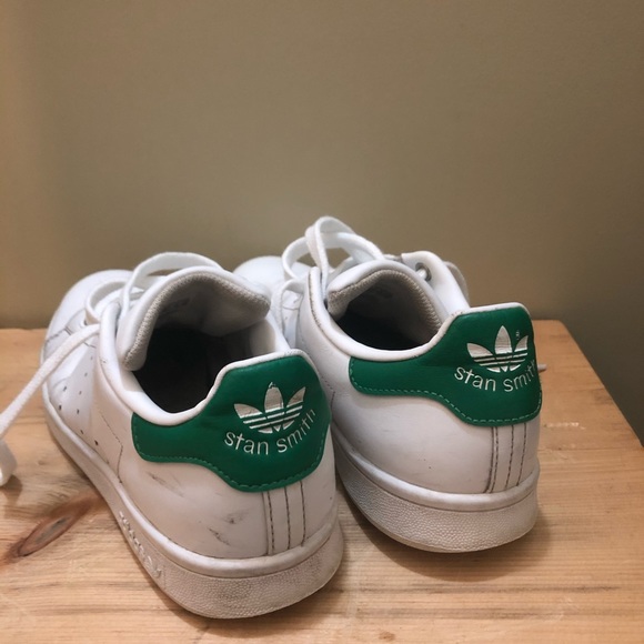 Women’s Adidas Stan Smiths - Picture 2 of 4